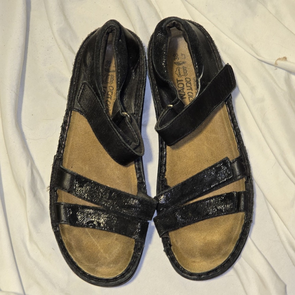 Naot Strappy Black Leather Sandals Women's Closed Back Comfort EU Size 38‎